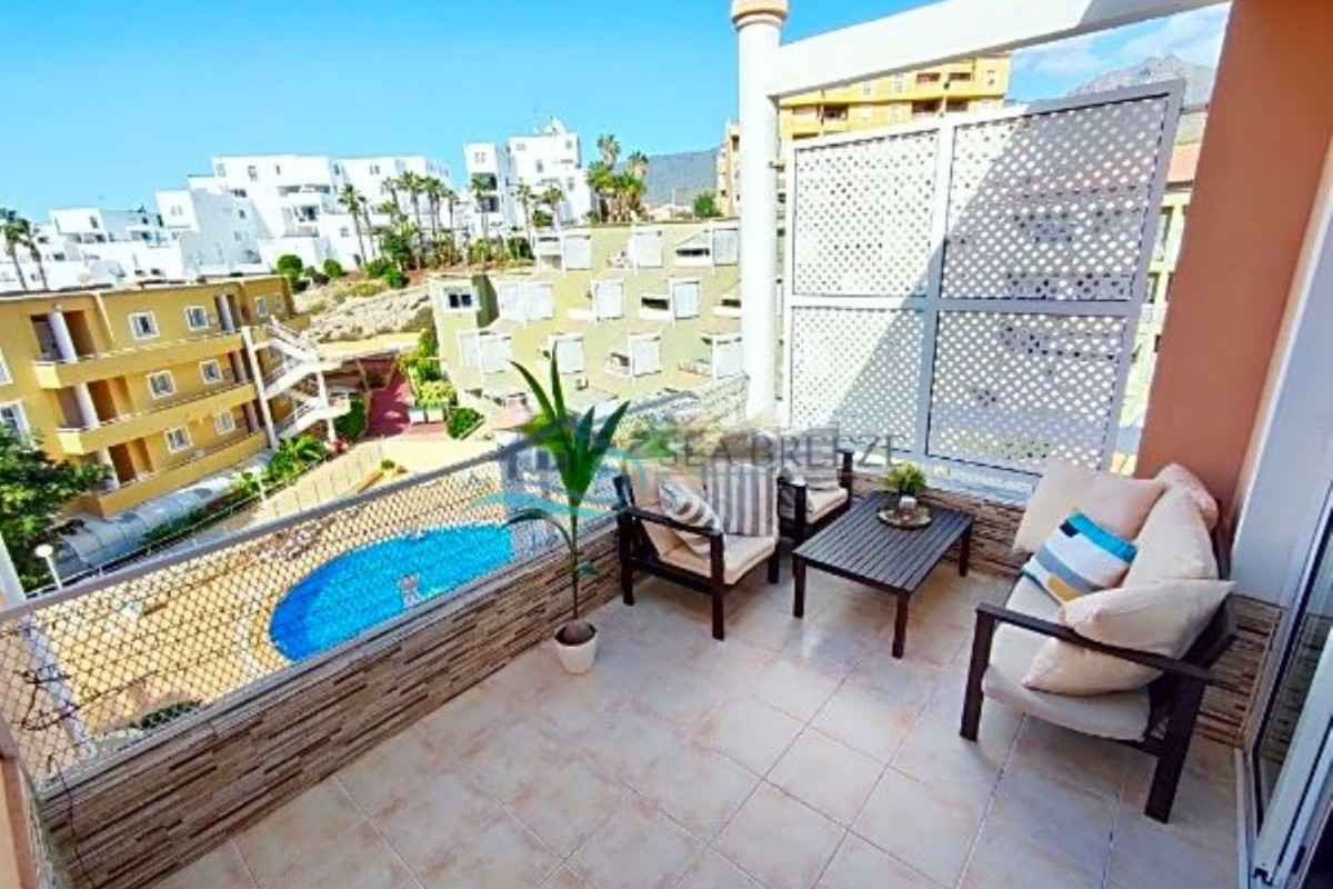 Продажа квартиры на Urbanizacion Torviscas, 5, Адехе
photo 3
