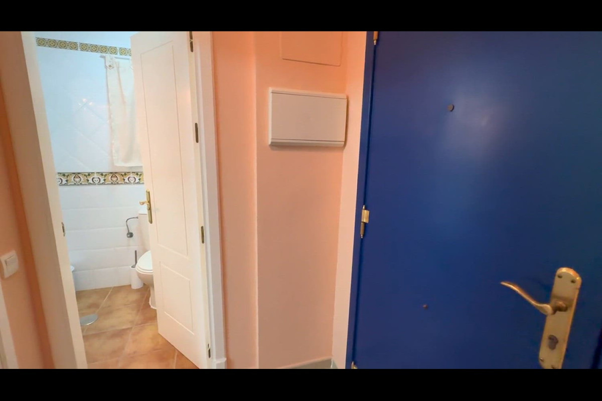 Продажа квартиры на Avenida las Codornices, 21, Аямонте
photo 1