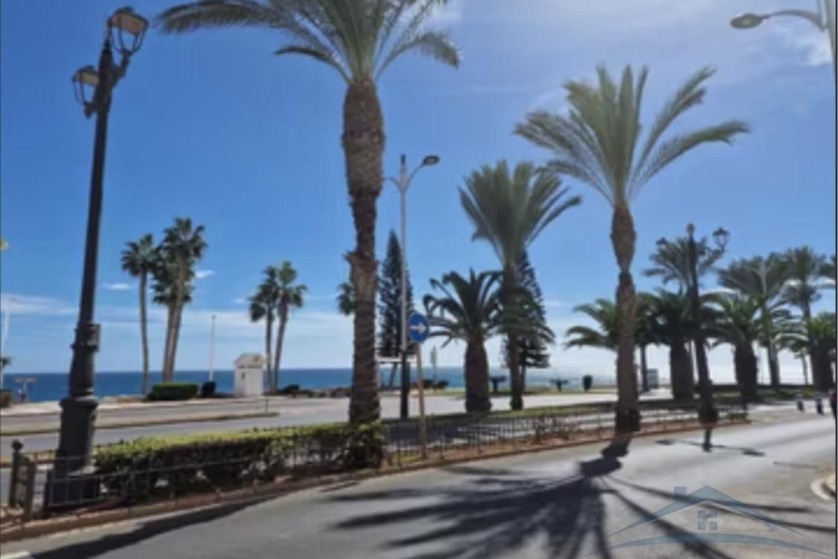 Venta de bajo en Aguadulce, Roquetas de Mar
photo 2