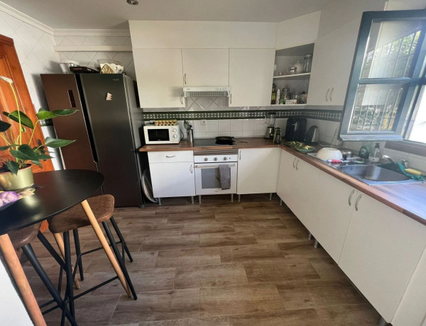Chalet adosado en venta en Urb. Málaga , Mijas thumbnail 2
