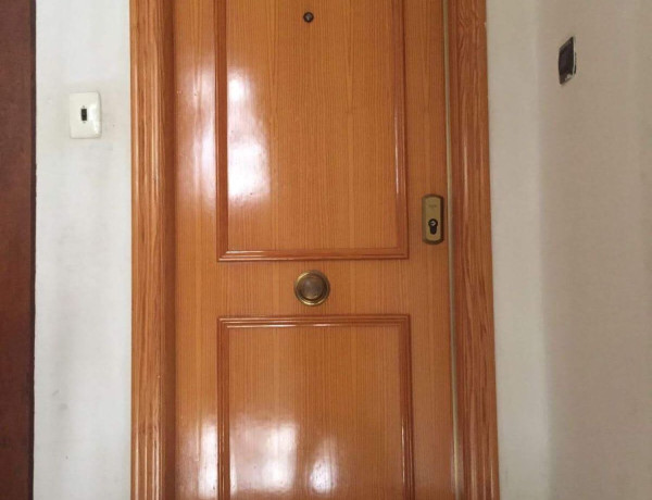 Продажа квартиры в Calle d' Santa Quiteria, 2, Almazora/Almassora thumbnail 2