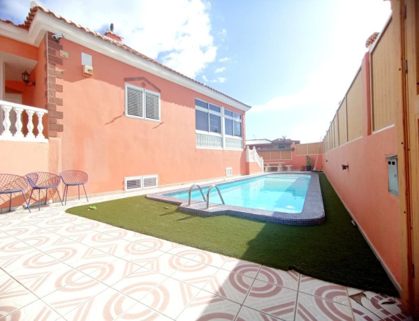 Chalet independiente en alquiler en Calle Francisco de Quevedo , San Bartolomé de Tirajana photo 1