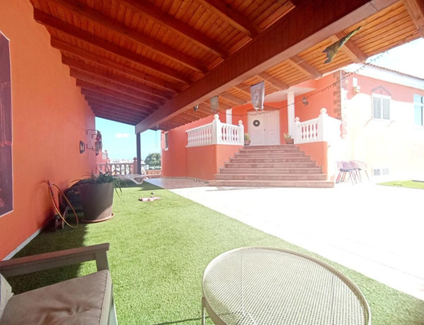 Chalet independiente en alquiler en  Calle Francisco de Quevedo , San Bartolomé de Tirajana photo 4