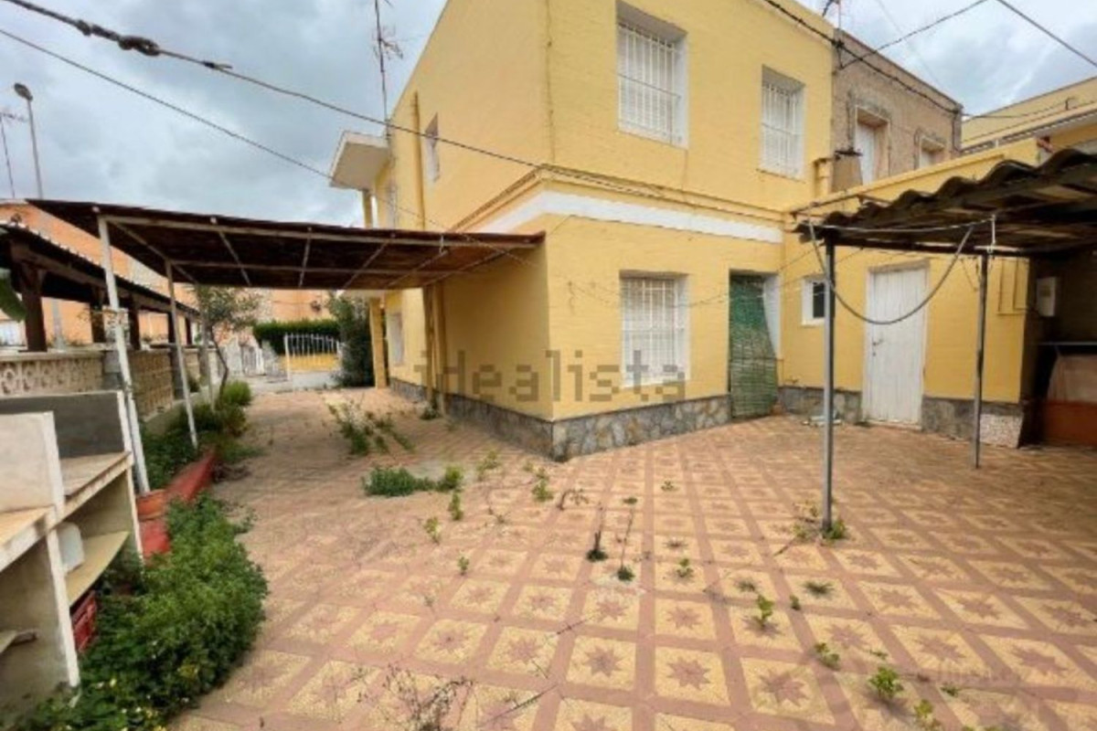 Propiedades en venta y alquiler en España photo 3