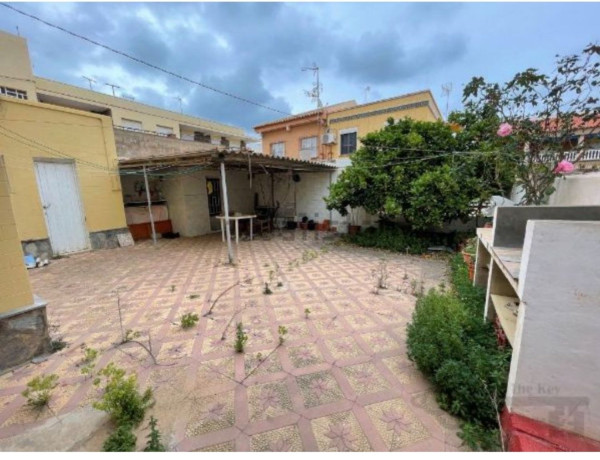 Casa de pueblo en venta en calle Laguna Grande de Quero, 18 photo 4