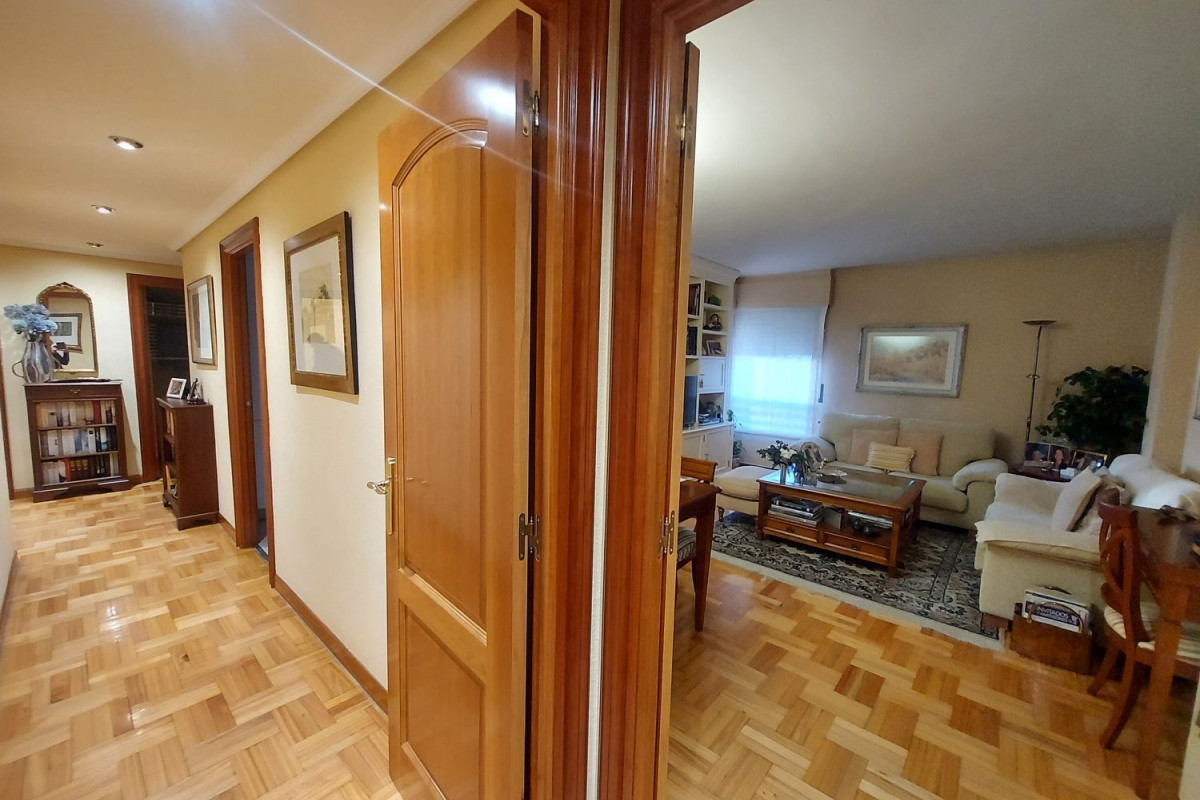 Venta de piso en Avenida Colón, Logroño
photo 4