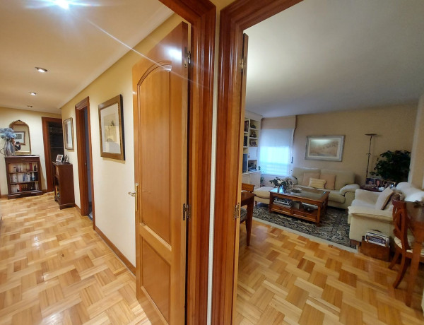 Piso en venta en  Avenida Colón, Logroño photo 4