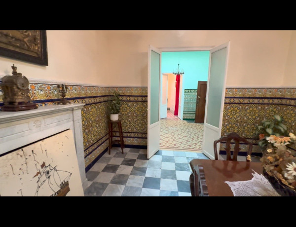 Chalet independiente en venta en Calle Huelva, 120, Ayamonte thumbnail 1