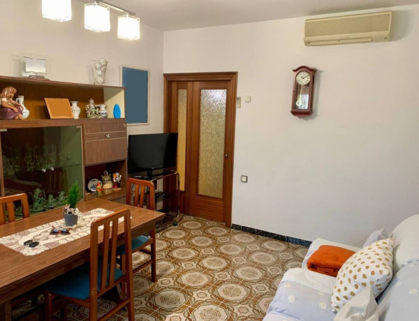 Detached villa for sale in  Calle Linares, Badalona photo 4