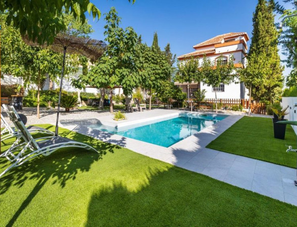 Chalet independiente en venta en La Zubia , La Zubia photo 1