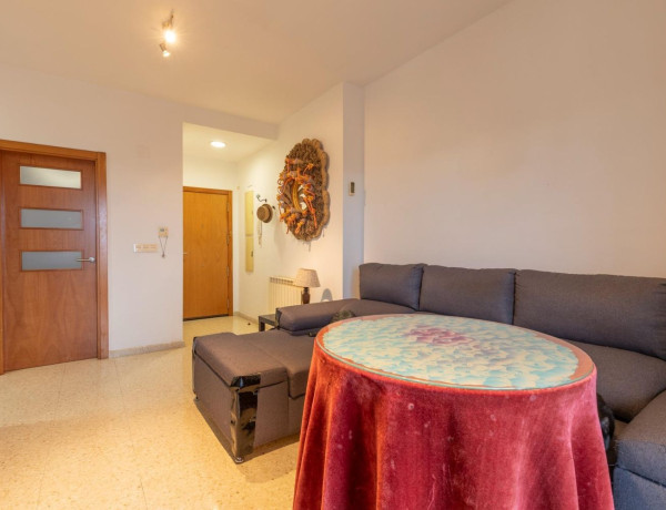 Продажа квартиры в Calle Santa Adela, Granada thumbnail 2