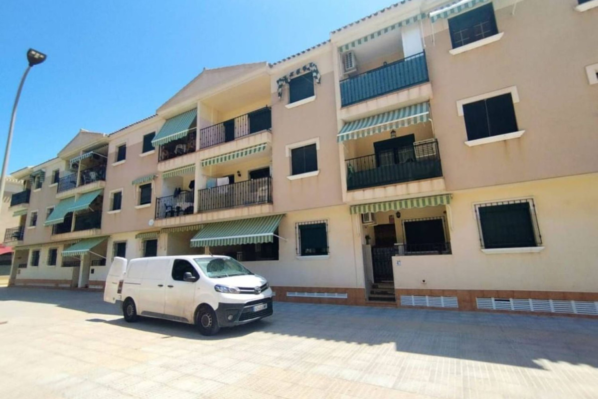 Venta de bajo en Calle Río Espinaredo, Los Alcázares
 photo 2
