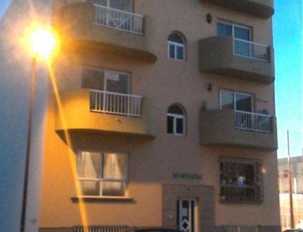 Продажа квартиры в  Calle Gran Canaria, Puerto del Rosario photo