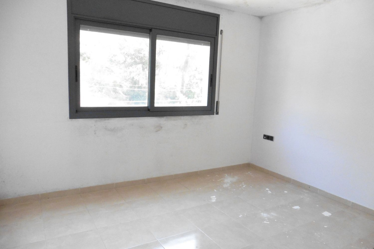 Продажа отдельного шале в Calle Velázquez, Кубельес photo 4