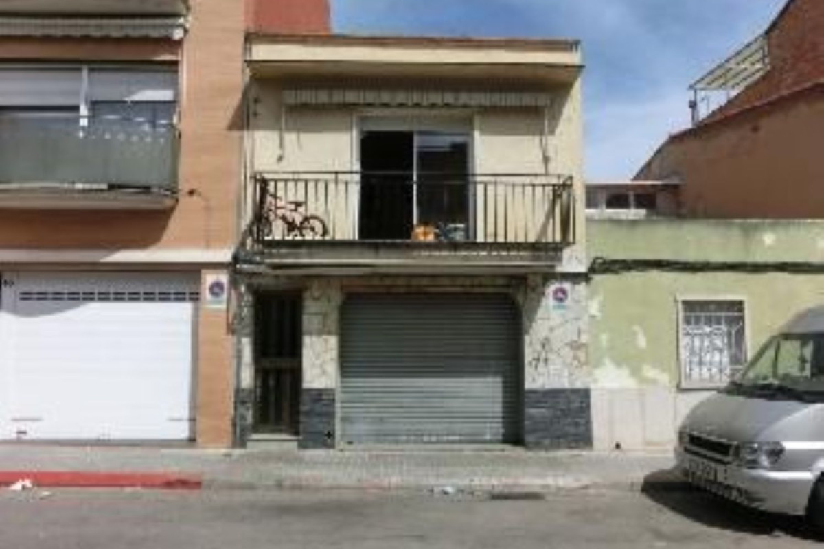 Propiedades en venta y alquiler en España photo 1