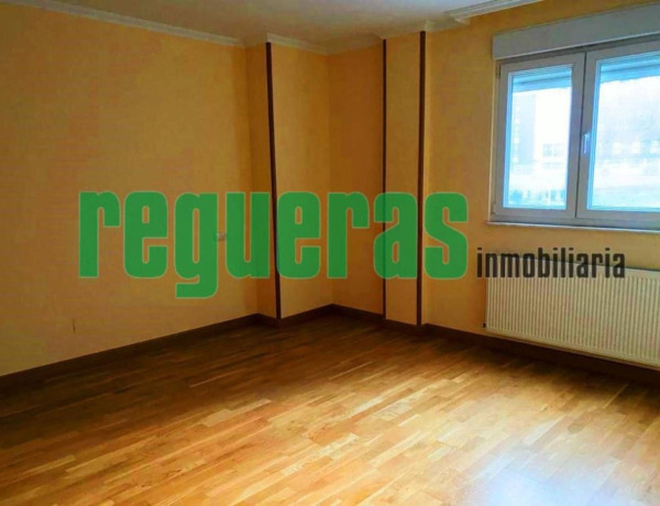 Bajo en venta en , Foz photo 4