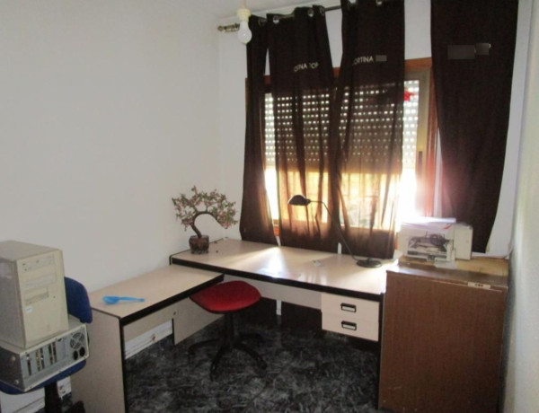 Коттедж на продажу в , Sentmenat photo 1