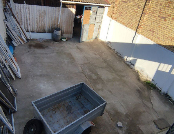 Terreno en venta en calle Rodrigo de Triana, 2 b thumbnail 2
