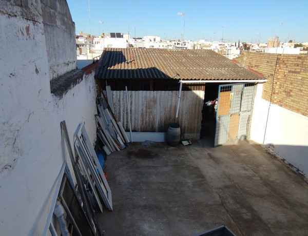 Terreno en venta en calle Rodrigo de Triana, 2 b photo 4