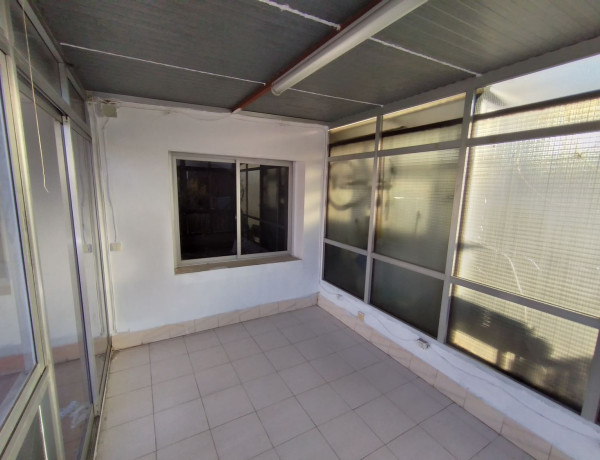 Piso en venta en  Avenida del Parc, Cornellà de Llobregat photo 4