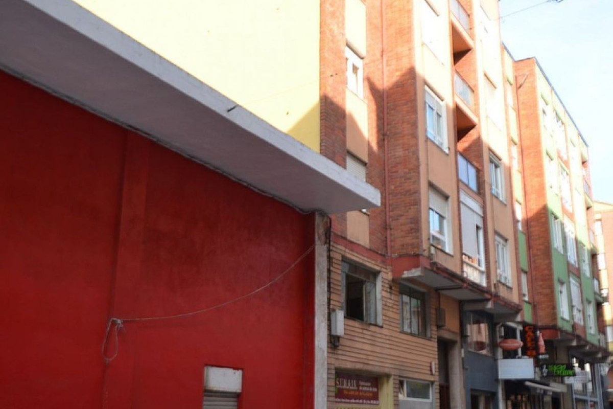 Продажа квартиры на Calle Bonifacio del Castillo, Торрелавега
photo 1