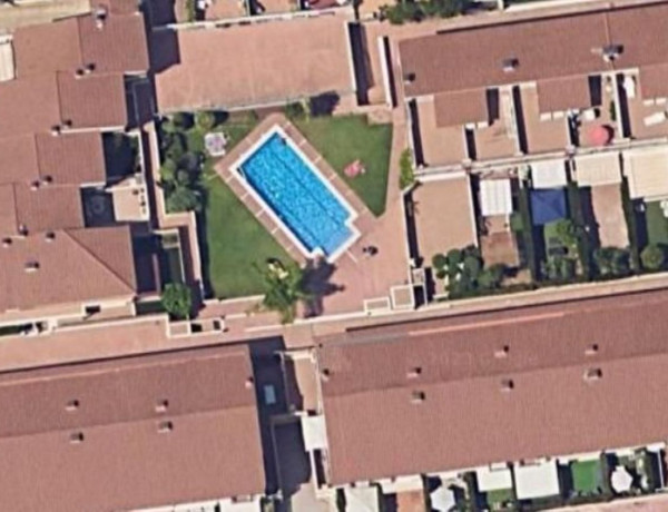 Chalet adosado en venta en Bonavista , El Vendrell photo 1