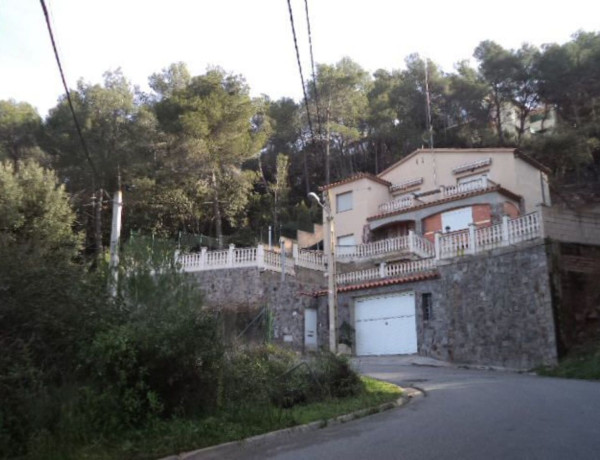 Chalet independiente en venta en Calle Coma Grossa, Castellar del Vallès photo 1