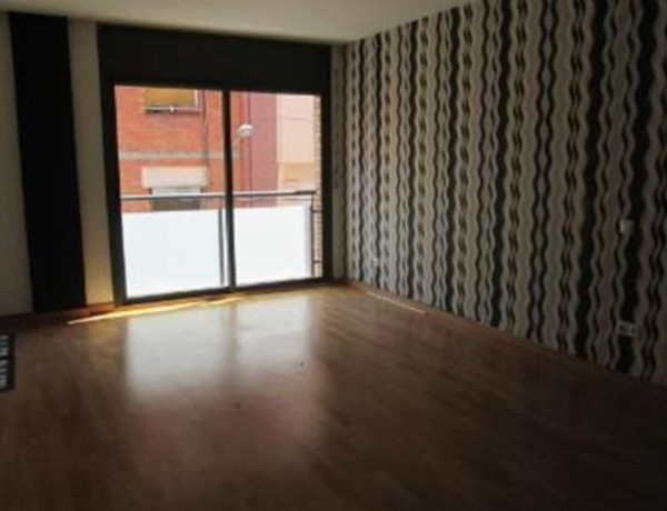 Piso en venta en , La Llagosta photo 3