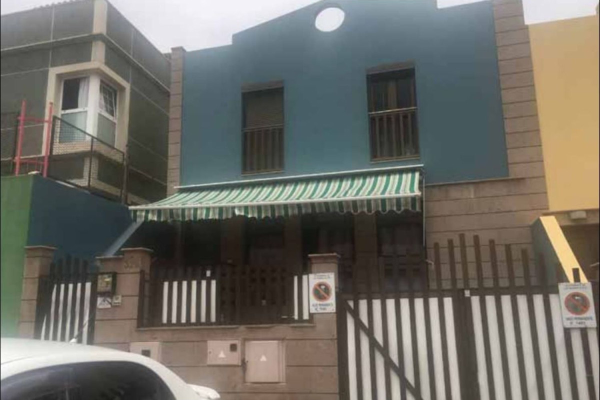 Продажа квартиры на Calle Caroní, Лас-Пальмас-де-Гран-Канария
photo 1