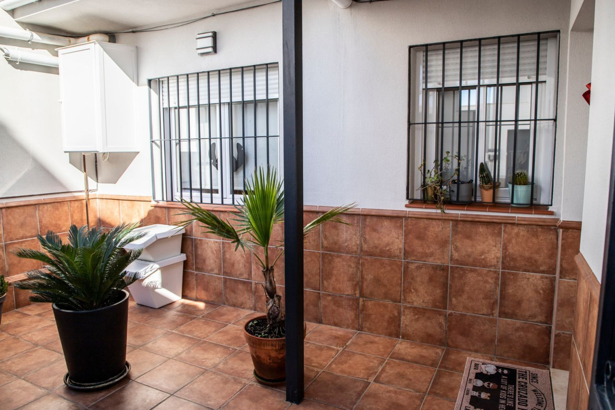 Venta de chalet independiente en Centro, Bormujos
photo 3