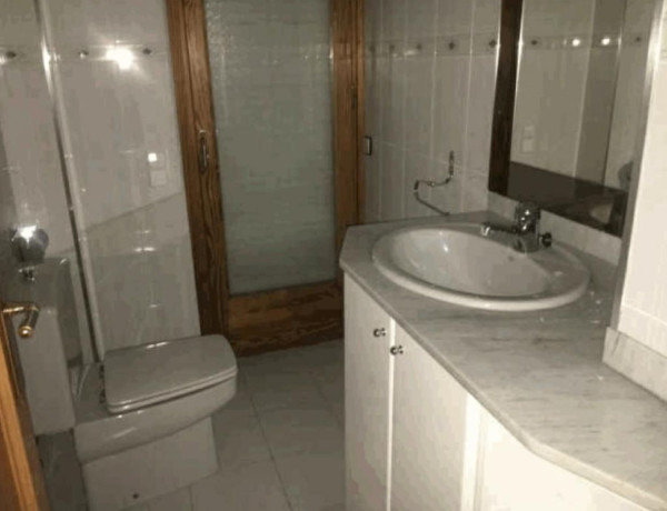Detached villa for sale in , Campdevánol thumbnail 2