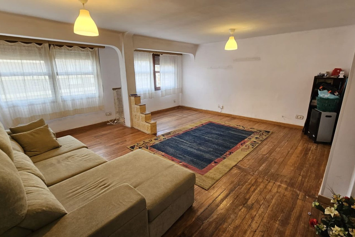 Piso en venta en calle Molinar, 2, Medina de Pomar
photo 2