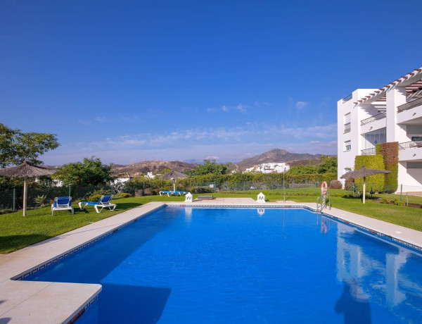 Bajo en venta en  Los Arqueros-Puerto del Almendro , Benahavís photo 3
