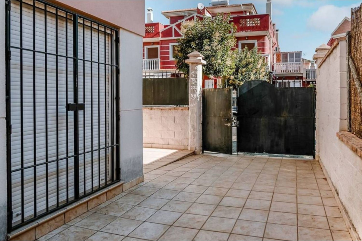 Venta de chalet adosado en , Corrales photo 3