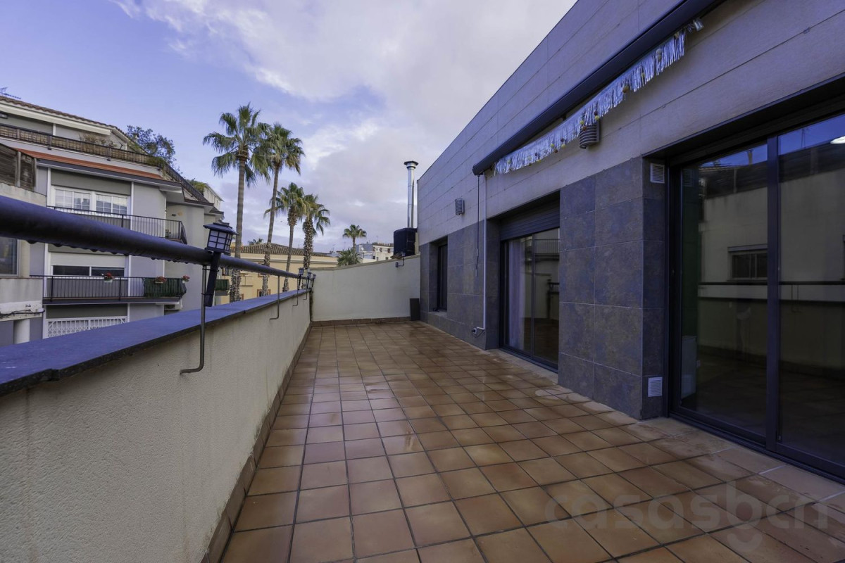 Venta de duplex en Plaza Major, Gavà photo 2