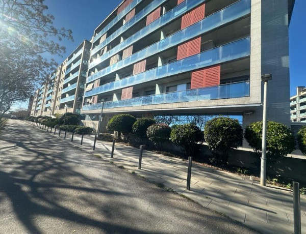 Duplex en venta en Calle Picasso, Lleida photo 1
