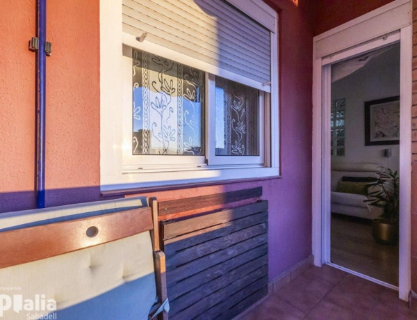 Piso en venta en  Calle de l'Estrella, 218, Sabadell photo 3