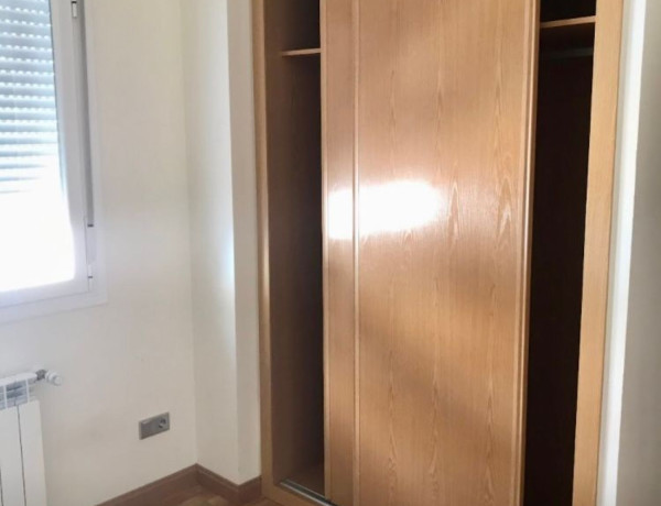 Duplex en venta en Avenida de la Legua, 62, Distrito Buenavista-Valparaíso-La Legua thumbnail 2
