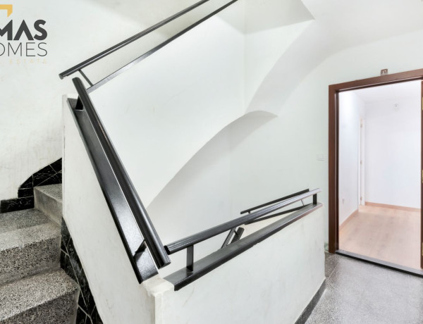 Apartment for sale in  Carretera de Sant Cugat, Rubí photo 1