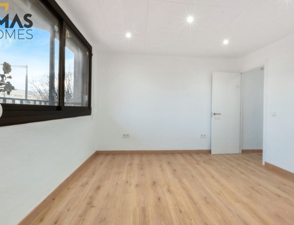 Apartment for sale in  Carretera de Sant Cugat, Rubí photo 2