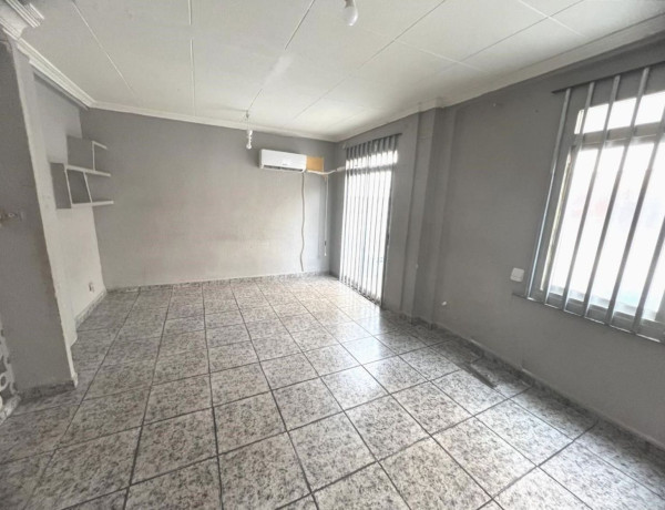 Apartment for sale in Calle dels Reis Catòlics, La Pobla de Vallbona thumbnail 1