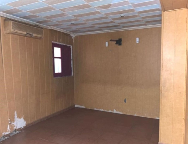 Chalet adosado en venta en , Sant Vicenç Dels Horts photo 1