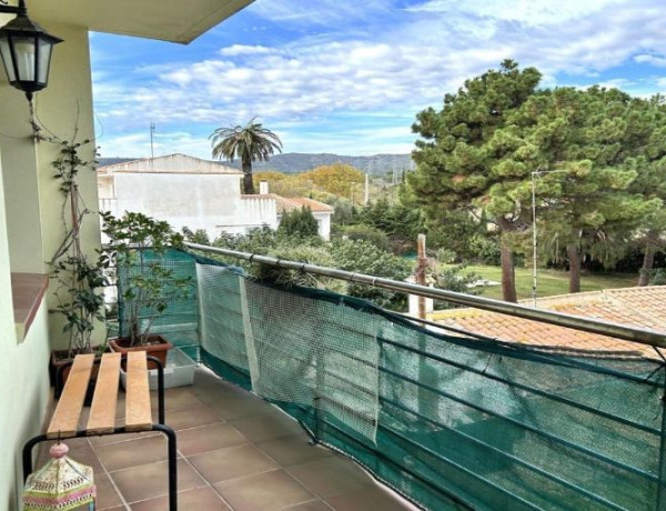 Продажа квартиры в Calle Nicolás Salmerón, Llançà photo 1