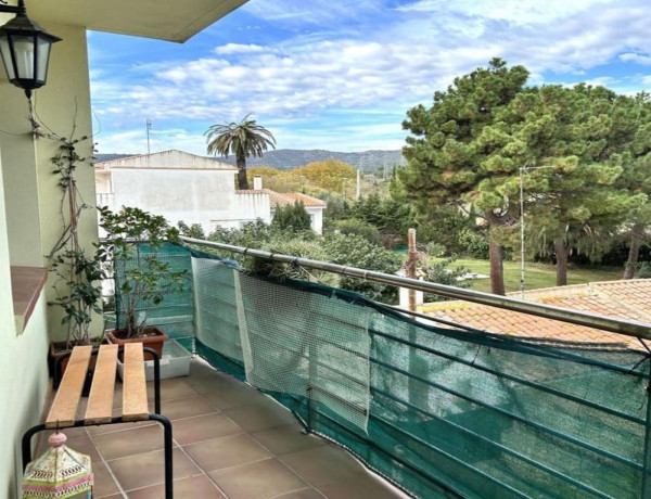 Продажа квартиры в Calle Nicolás Salmerón, Llançà thumbnail 1