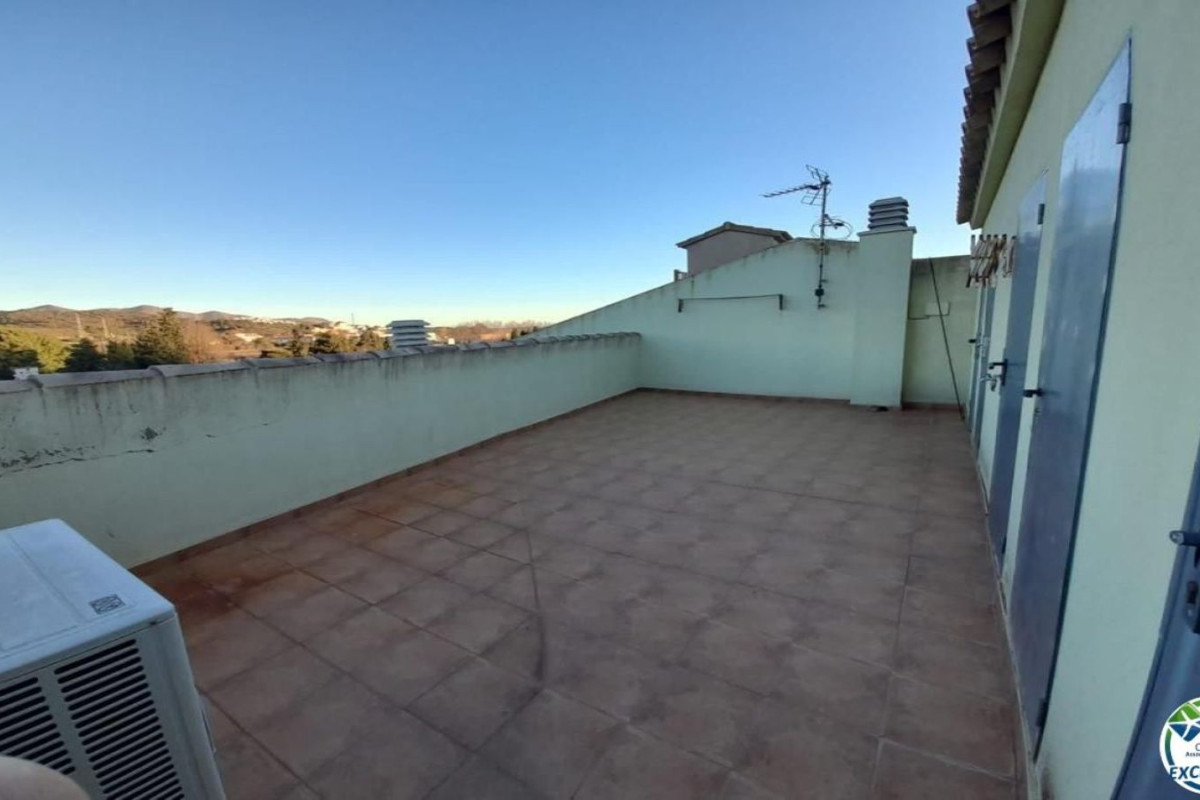 Продажа квартиры на Calle Nicolás Salmerón, Льянса
 photo 3