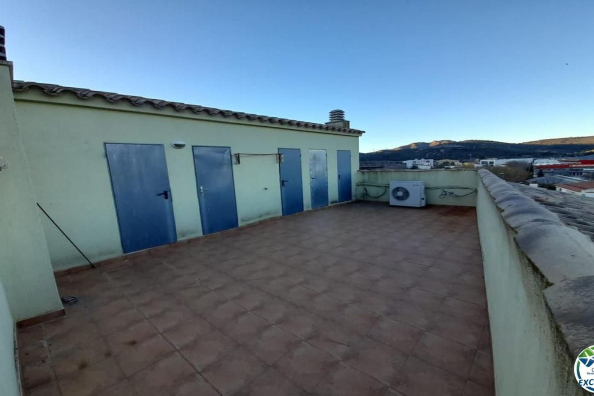 Продажа квартиры на Calle Nicolás Salmerón, Льянса
 photo 4