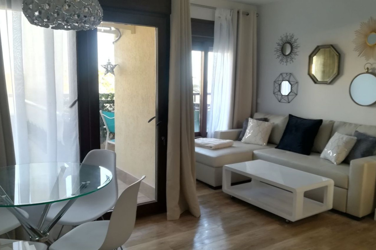 Sale of apartment in Calle Torrealmadena 1 s/n, Benalmádena
photo 3