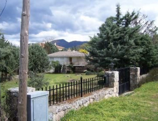 Detached villa for sale in , Sotillo de la Adrada photo 2