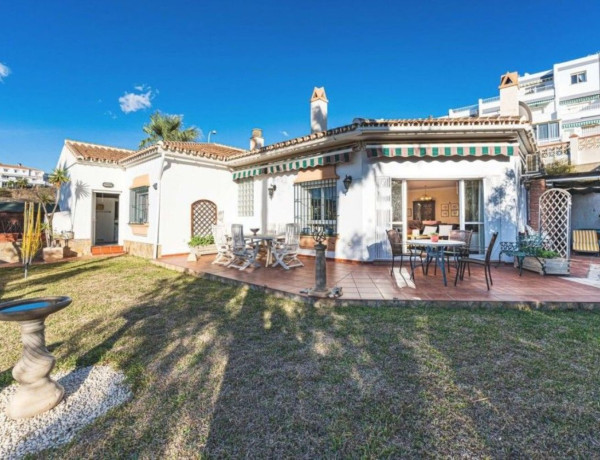 Chalet independiente en venta en Urb. Torrox Park, Torrox thumbnail 2
