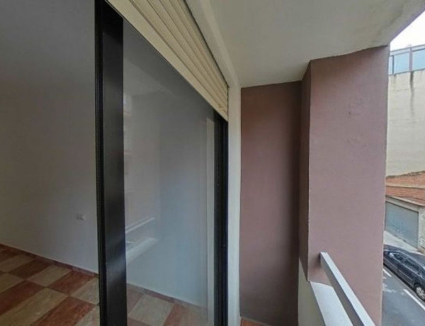 Bajo en venta en Poble Nou , Torrent photo 1